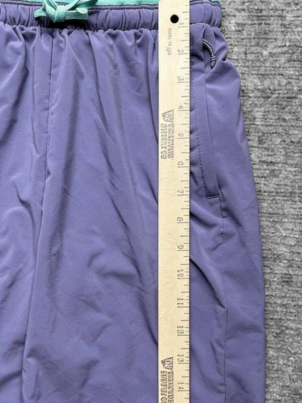 Patagonia Multi Trails Shorts Mens Small 8" Lavender Lined 57602 Teal Trim - Picture 3 of 3